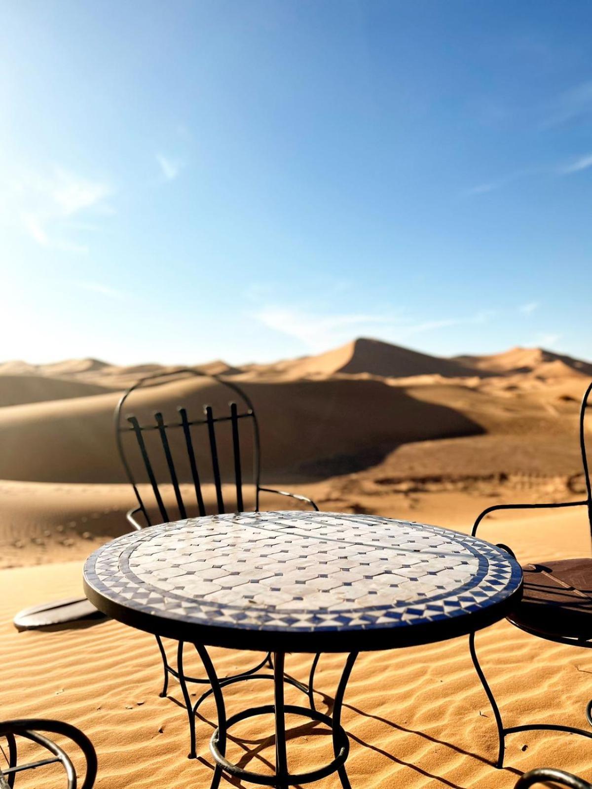Nizar Luxury Tent เมอร์ซูกา ภายนอก รูปภาพ
