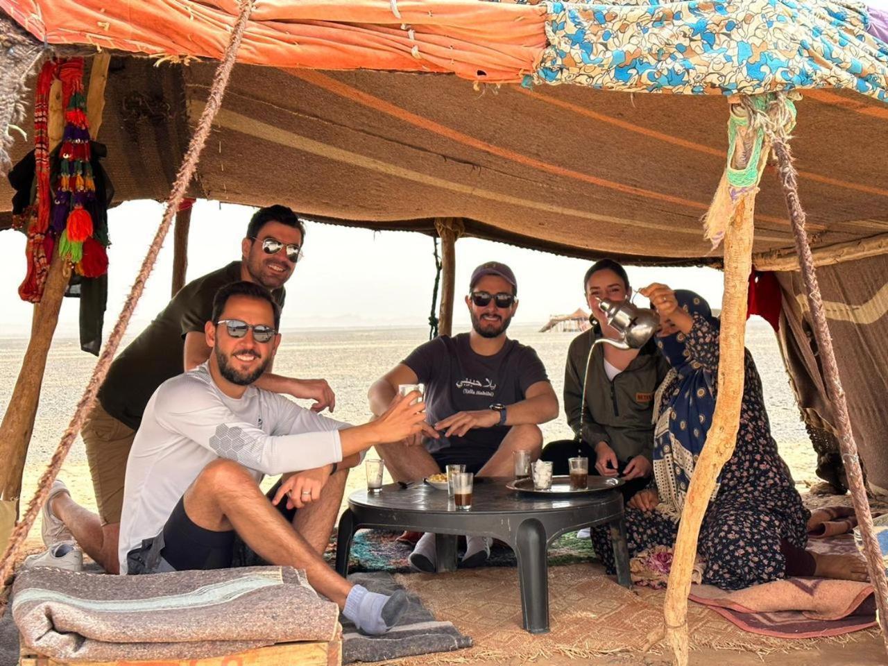 Nizar Luxury Tent เมอร์ซูกา ภายนอก รูปภาพ
